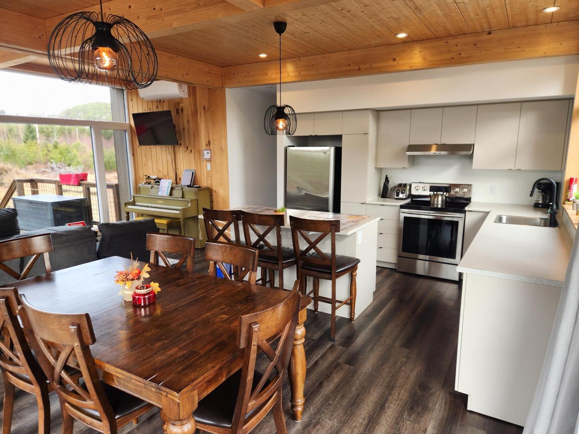Les Chalets Double K # 2 Saint-Alexis-des-Monts Bagian luar foto